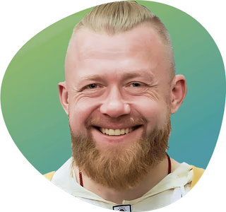 Александр Манаков