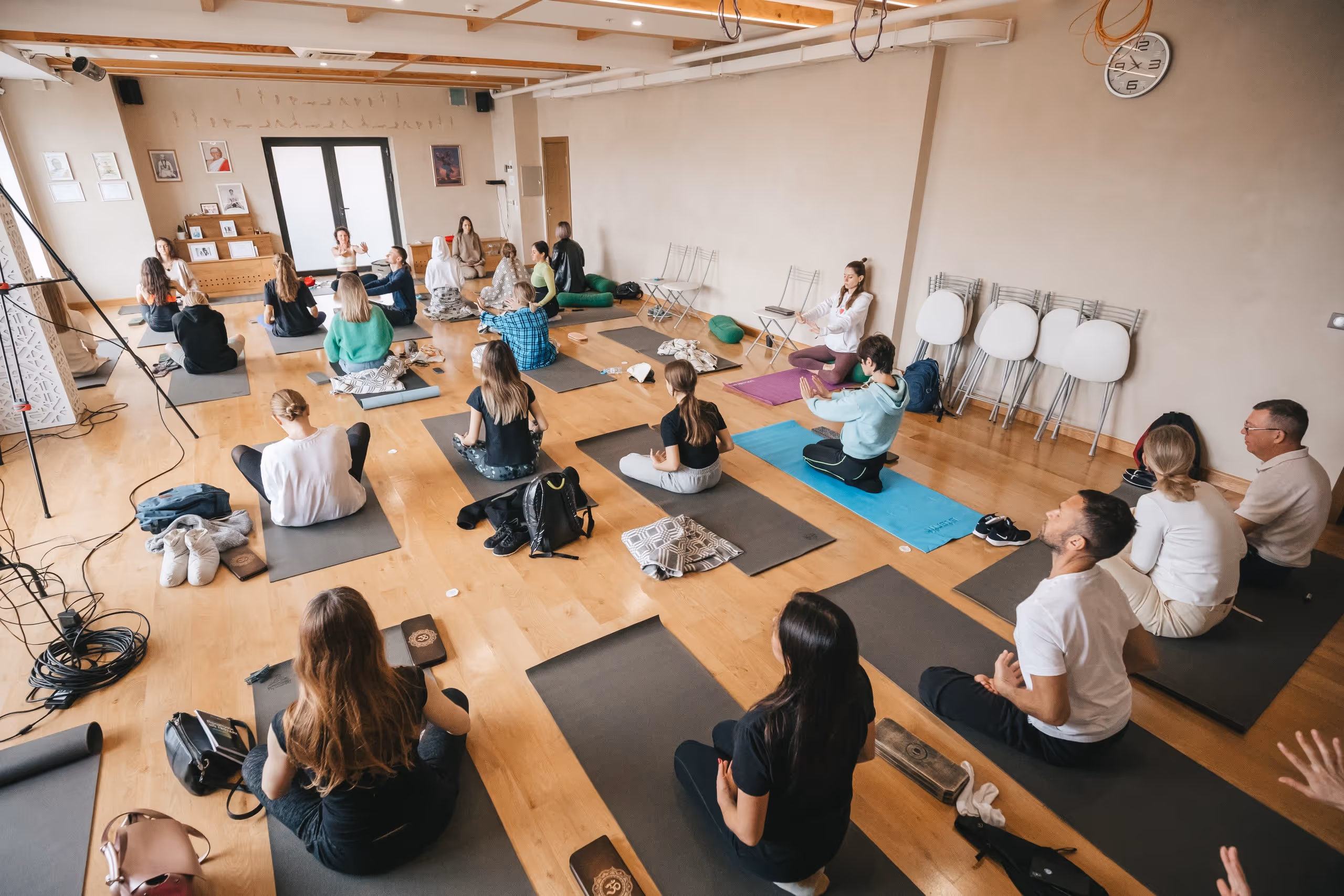 LIVE — фото конференции