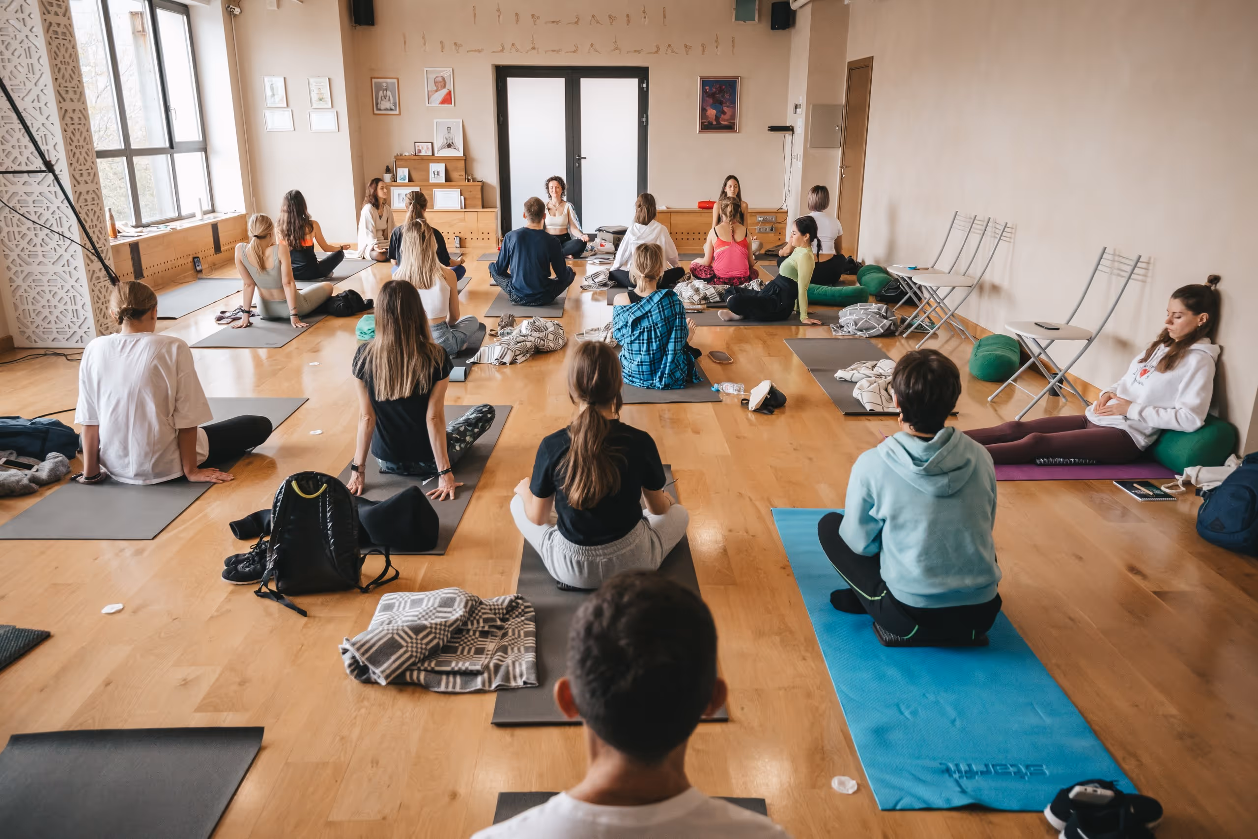 LIVE — фото конференции