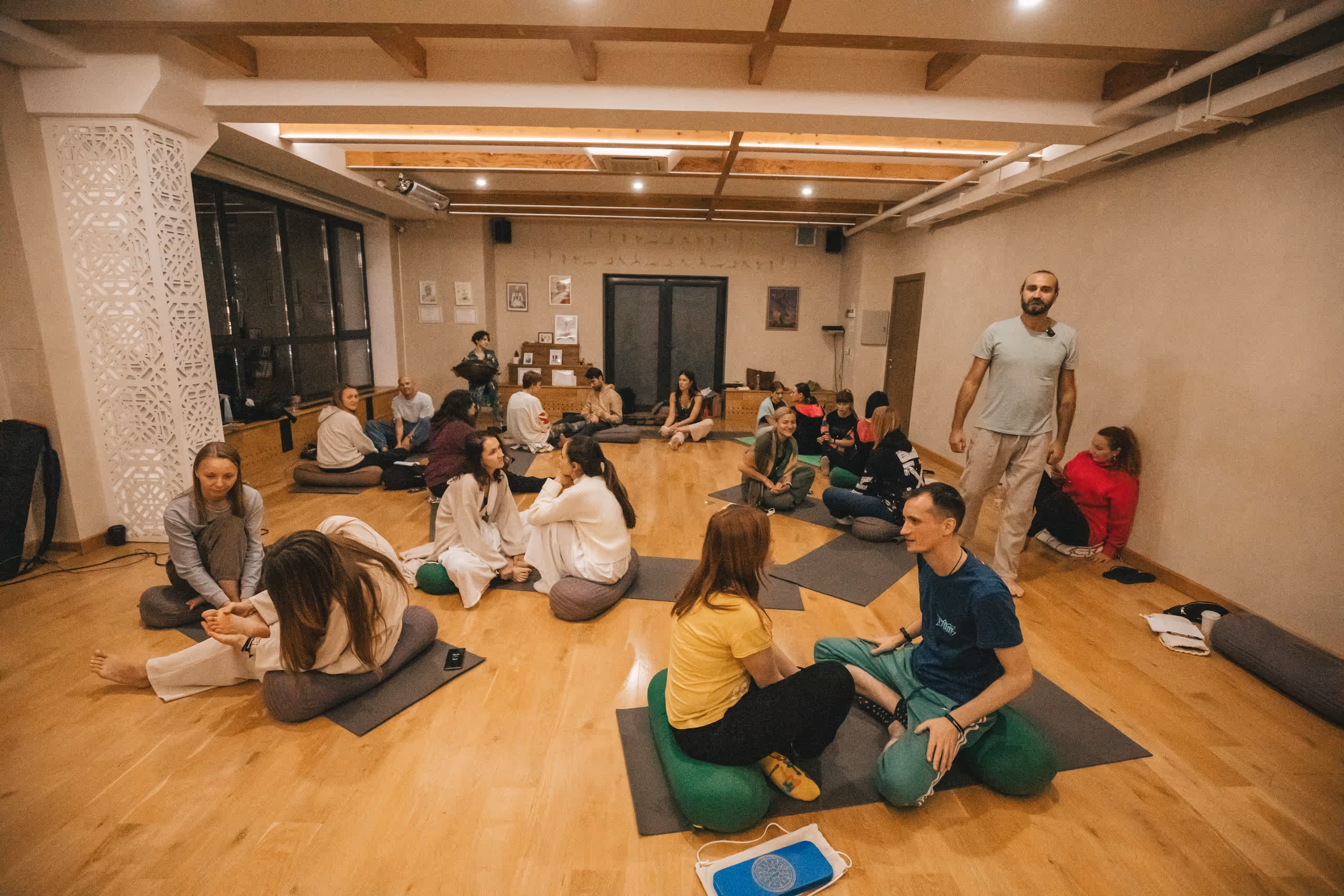 LIVE — фото конференции