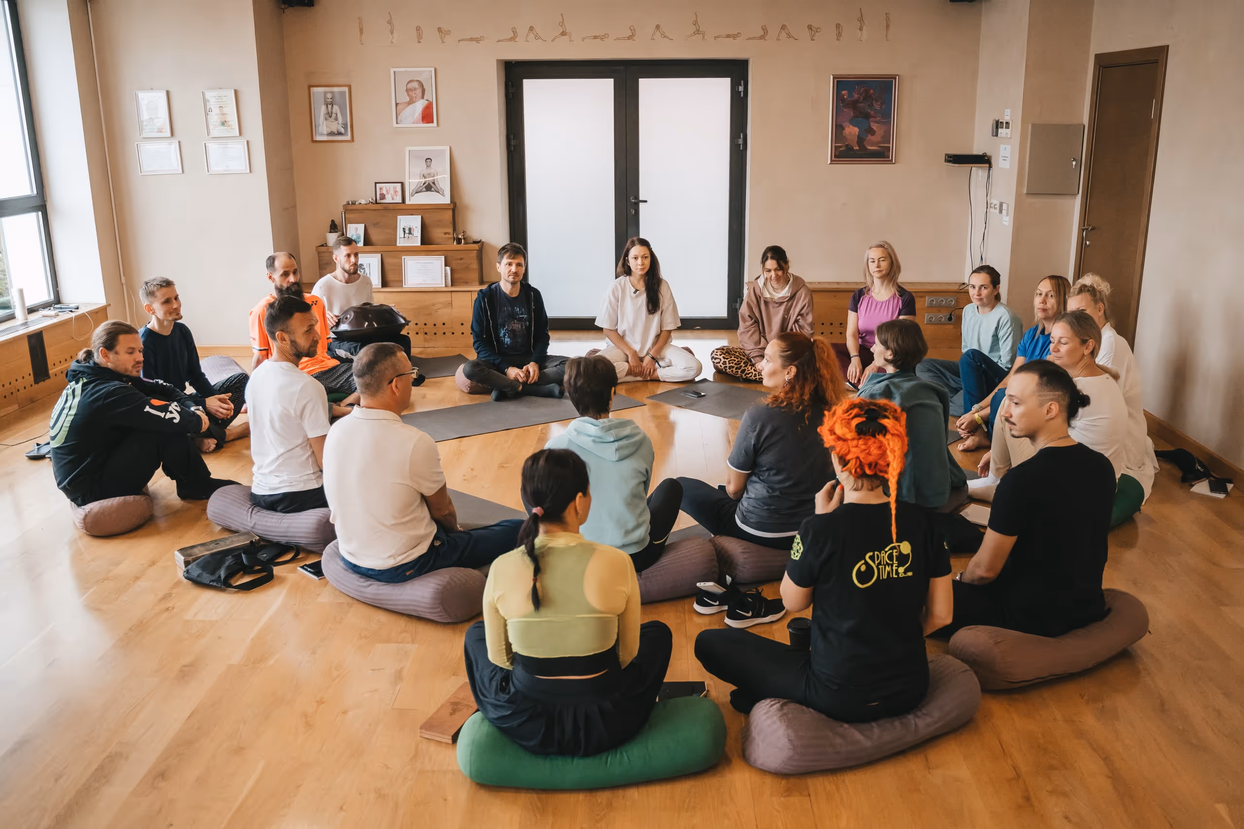 LIVE — фото конференции