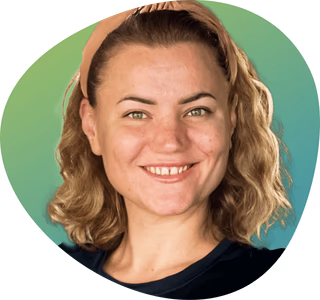 Яна Звягина