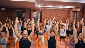 Хатха-йога: особенности, отличия и&nbsp;история направления