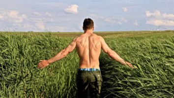 Сила осознанности: Как Ричард Фриман нашел исцеление в&nbsp;йоге