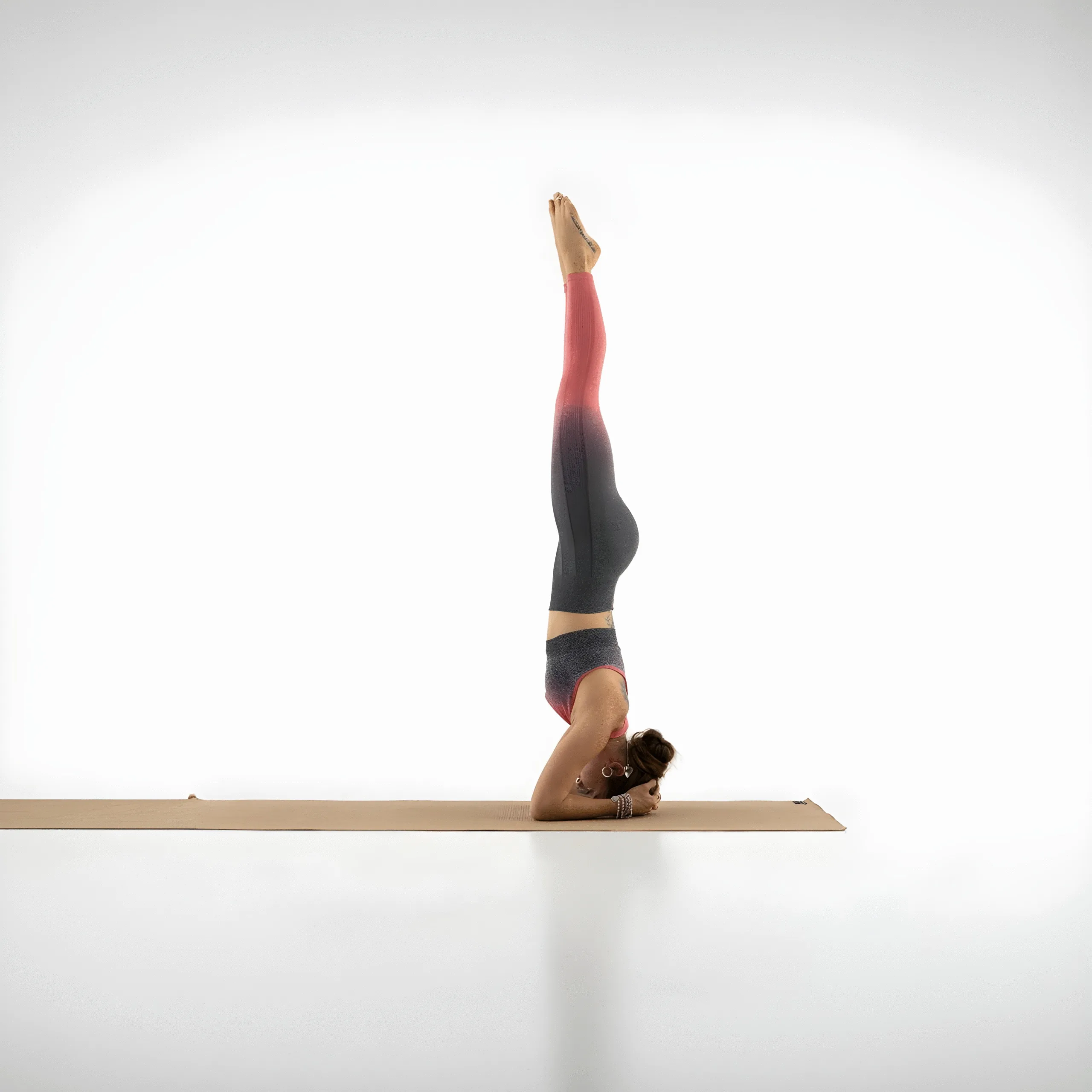 freepik_edit_light-background (4)