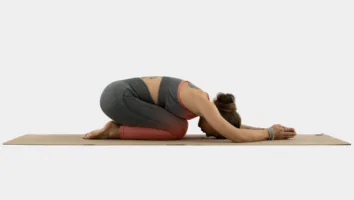 Баласана — Поза ребёнка: Основа восстановления и&nbsp;расслабления в&nbsp;йоге